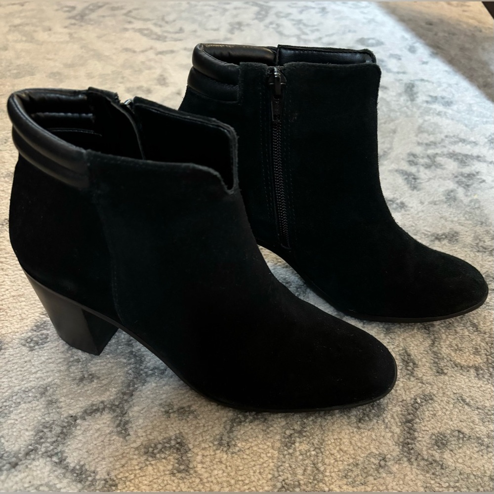 Bernardo black suede booties - size 6
